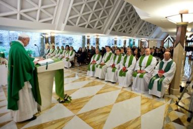 Pope_Francis_preaches_on_June_10_2013_in_Casa_Santa_Marta_chapel_Credit_LOsservatore_Romano_CNA.jpg