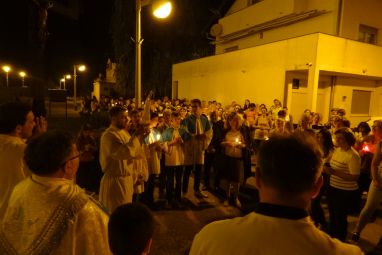 Procesija-u-cast-Gospe-Fatimske-ulicama-Trnovcice-(2).JPG