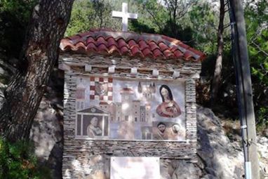 kastel-gomilica.JPG