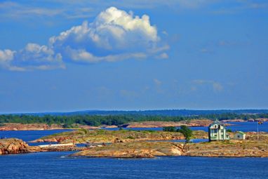 o-CHRISTMAS-ISLANDS-facebook.jpg