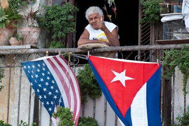 cuba-united-states-flags.jpg