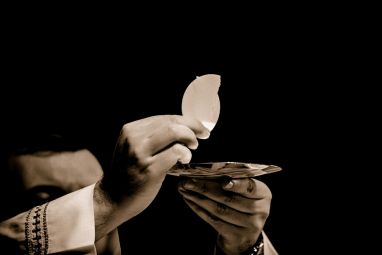 eucharist-1591663_960_720.jpg