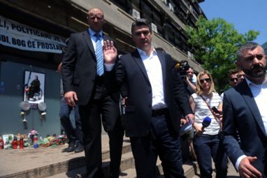 Milanovic-pred-Savskom.jpg