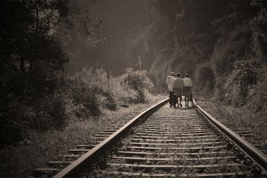 rail-road-191097_1280.jpg