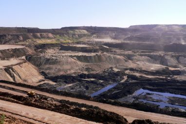 Coal_mine_in_Inner_Mongolia_002.jpg