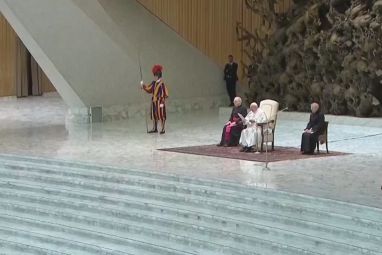 papa-dvorana-opca-audijencija