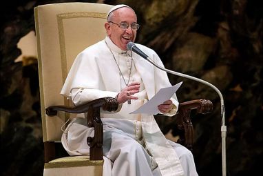 Pope-Francis-speaking.jpg