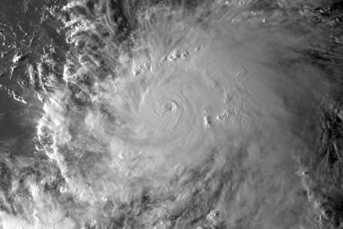 hurricane-1712066_1280.jpg