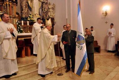 download-(2).jpg