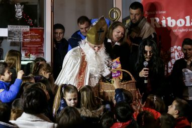 Advent-u-GKK4.jpg