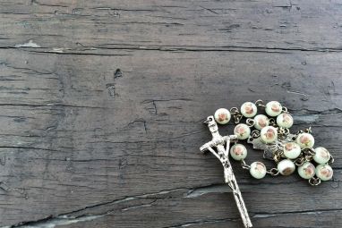 rosary-973781_960_720.jpg