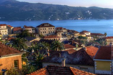 Herceg_Novi_zimi_HDR.jpg