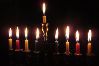 candles-897776_1920.jpg